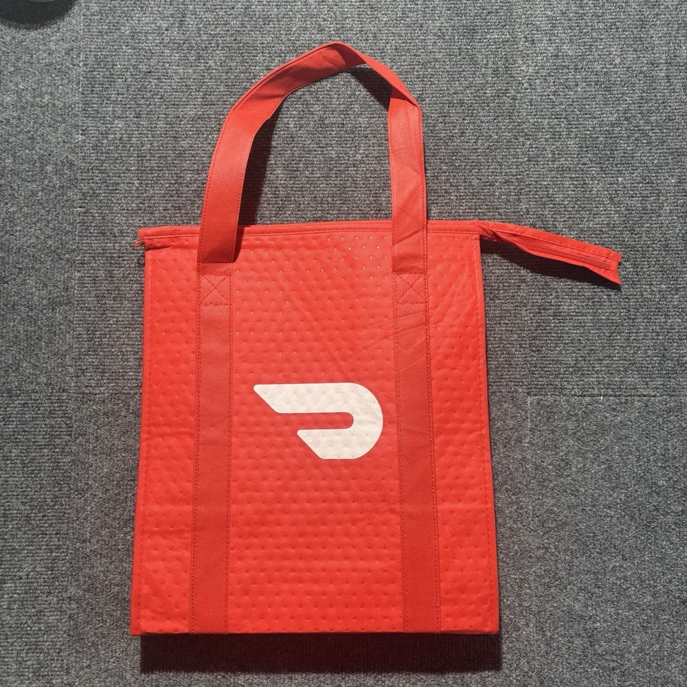 DoorDash DDK014Red Insulated Zippered Food Delivery Tote Bag 13"L x 15"H x 9.5"D